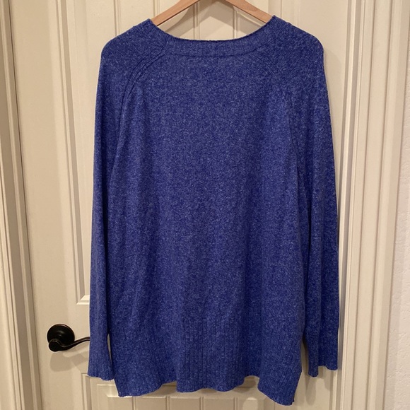 Blue Old Navy Sweater XXL - Picture 6 of 7